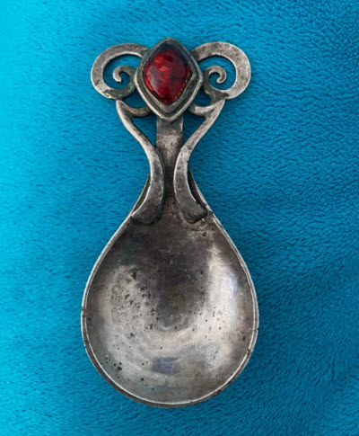 Silver collectable caddy spoon